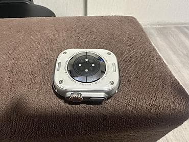 apple watch usb: Apple Watch Ultra (49 mm) – titan korpus, safir kristal şüşə, keramika — 4