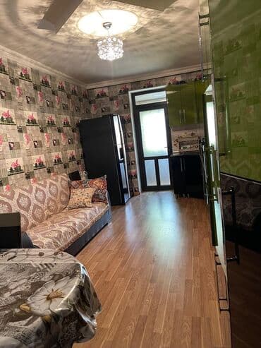 1 otaqli kohnə tikili evlər satilir kohnə binada en ucuz menzilər kub az: Имишли, 5 комнат, Вторичка, 95 м² — 7
