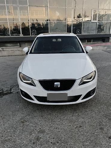Seat : 2 л | 2012 г. 303000 км Седан