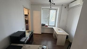 İcarəyə verilir – vitrinli obyekt, yol kənarı, yüksək gediş‑gəlişli — 7