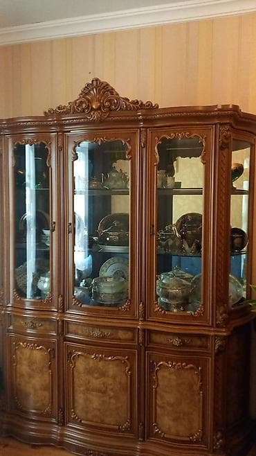 Endirim olacaq.Klassik üslubda massiv ağacdan hazırlanmış konzol güzgü — 3