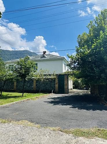 kiraye evler yeni elanlar: 350 kv. m, 10 otaq, Kombi, Qaz, İşıq — 2