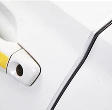 qapi ustu naves: Avtomobilinizin qapı kənarlarının qoruyucusu. Qara rengi var.Uzunlugu — 7