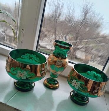 qizil sekilleri: Vaza dəsti — 1