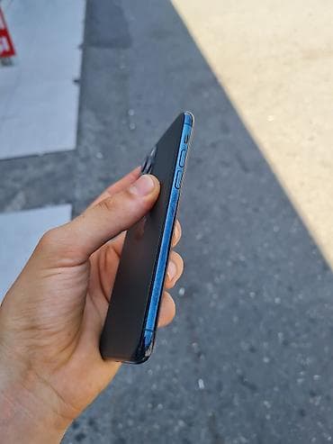 IPhone 11 Pro, Matte Midnight Green — 3