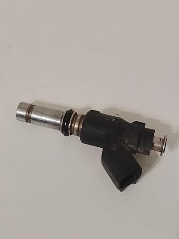 Yanacaq injektoru (benzin) – elektrik fişli, O-ringli, relsə qoşulan