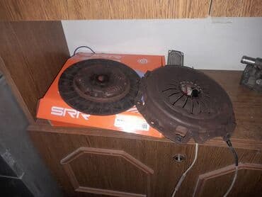 деревянный стол на кухню: Обычный, Daewoo, GENTRA, 2013 г., Дерево, Б/у, Самовывоз — 4