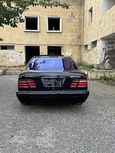 toy dekor: Mercedes-Benz E320 (W210) sedan Xarici görünüş: - Qara rəng, klassik — 2