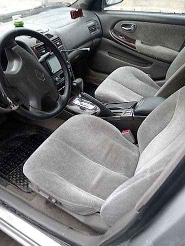 nissan gtr: Nissan Maxima: 3 l | 2000 il Sedan — 5