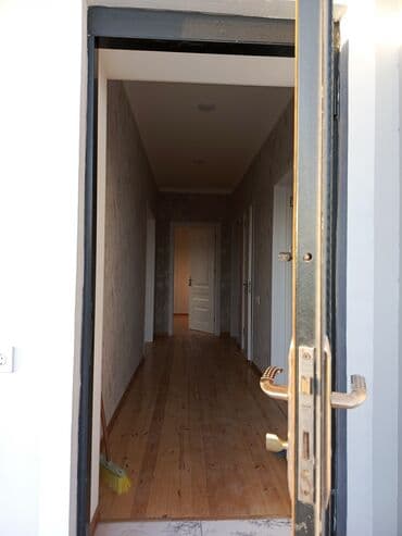 купить квартиру в 4 микрорайоне: 3 otaqlı, Yeni tikili, 90 kv. m — 1