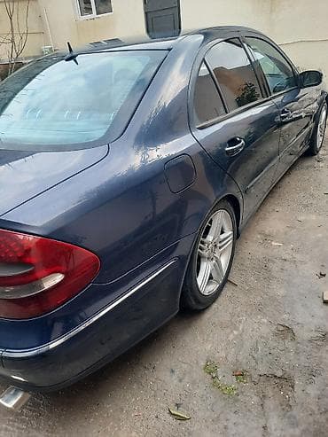 ford transit 1992: Mercedes-Benz E-Class: 2.7 l | 2002 il Sedan — 6