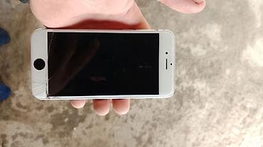 türk peci: IPhone 6, 32 GB, Gümüşü, Qırıq — 5