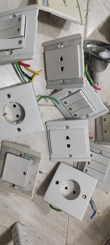 Razetkalar vklucateller iwlenib ariqinaldi yaxşı vezyett