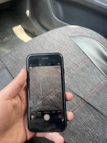 ipad 11 pro m4: IPhone 8, 64 GB, Qara, Barmaq izi — 4