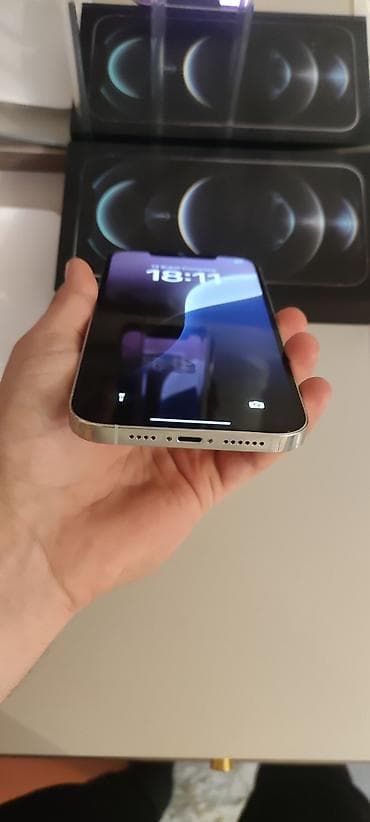 iphone şəmkir: IPhone 12 Pro, 256 GB, Gümüşü, Face ID — 5