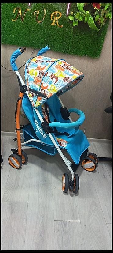 Gəzinti arabaları: Klassik gəzinti arabası, İşlənmiş, Cins: Oğlan, Yaş: 1-6 ay, Ünvandan götürmə, Ödənişli çatdırılma — 2