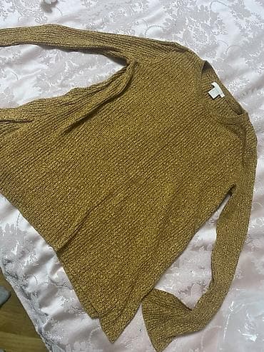 qar geyimi: Sviter, H&M, S — 1