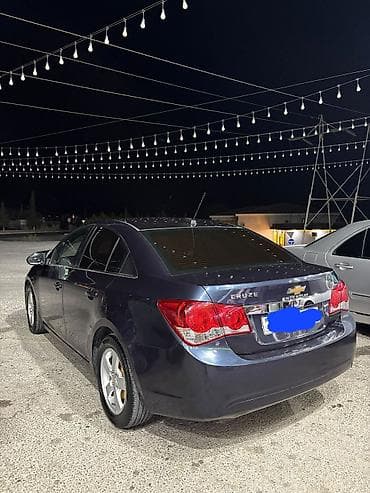 zapas təkər: Chevrolet Cruze: 1.4 l | 2014 il 286000 km Sedan — 4