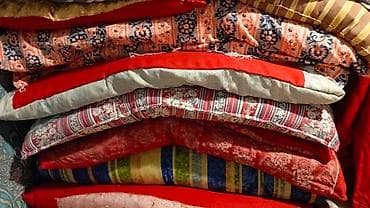 Dekorativ Sadə Yastıq