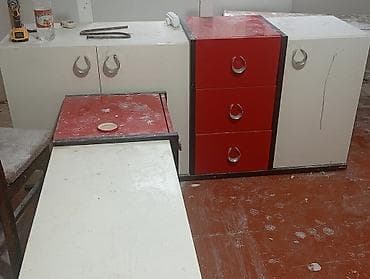 Işlənmiş mebellər var sexdə istifadə eləmək üçün yararlı vəziyyətdədi — 1
