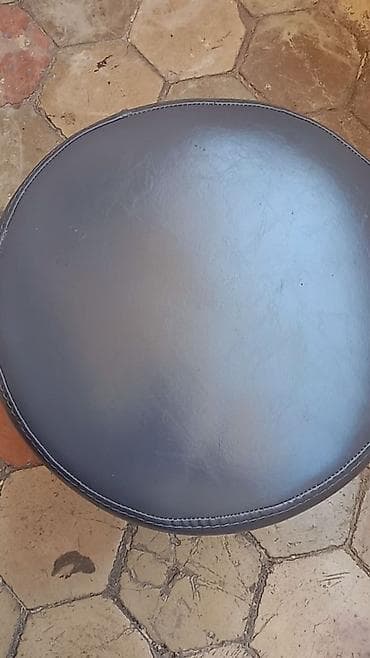 bas gitara: Məhsullar: - 3 kq-lıq mavi vinyl/neopren örtüklü altıbucaqlı hantel — 5
