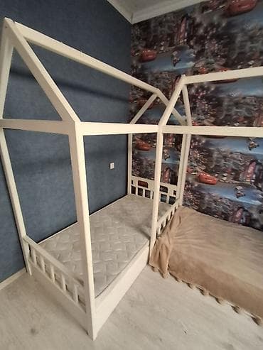 ikinci el tek kravat: 2eden montesori kravatlari matrasla kravatin biri 250azn unvan masazir — 1