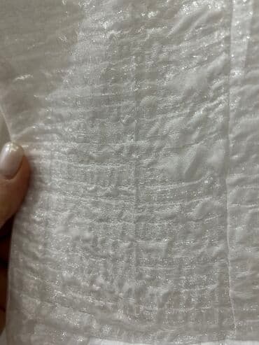 böyük bədən paltar: Bir defe istifade olunub. Nişanımda geyinmişem.Affcodan alınıb — 2