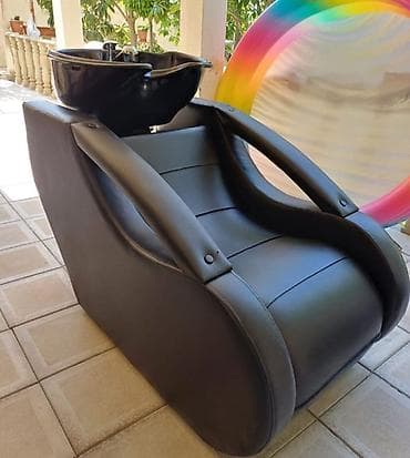 Salon üçün saç yuma kreslosu satılır. Model qara rəngdədir və lalafo.az -da Salon üçün saç yuma kreslosu satılır. Model qara rəngdədir və
