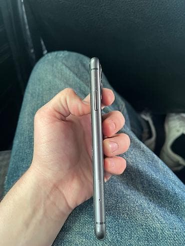 iphone 11 pro max qiyməti: IPhone 11, 128 GB, Qara, Face ID — 2