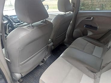 velosiped diski: Honda sedan – boz rəng, şəhər və uzun yol üçün rahat və qənaətcil — 1