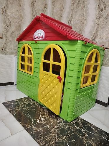 Oyun dəstləri: Yeni alınıb. Əla vəziyyətdədir. En 60 sm Hündürlük 110 sm Uzunluq 120 — 2