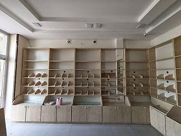 Tecili satılır Mağaza üçün tam hazırlanmış vitrin və rəf sistemi -