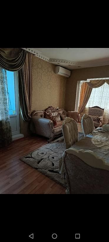 7 mikrorayon: Bakı, 8-ci mikrorayon, 3 otaqlı, Köhnə tikili, m. Azadlıq Prospekti, 65 kv. m — 8