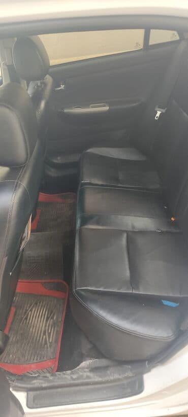 Su nəqliyyatı: BYD F3 sedan – ağ rəng, 4 qapı, geniş salon. Texniki və interyer — 2