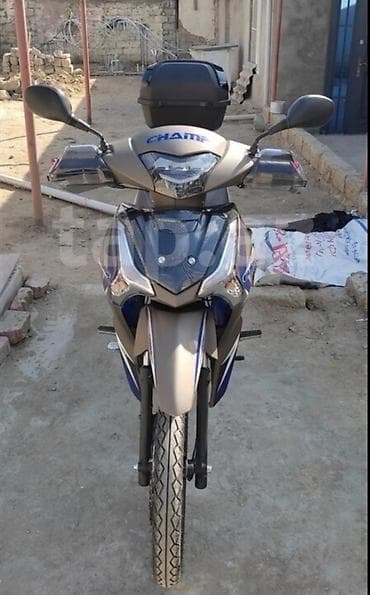 moped benzin: 110 sm3, 2024 il, 4065 km — 3