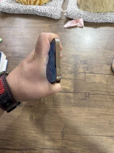 irşad telecom iphone 7: IPhone 13 Pro Max, 256 GB, Matte Gold, Zəmanət — 4