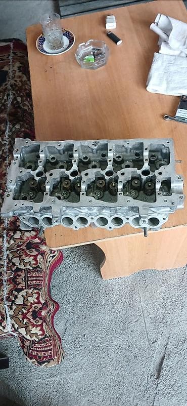 audi a5 2 tdi: Məhsul: Silindr başlığı (mühərrik başlığı) Təsvir: - 16 klapanlı — 1