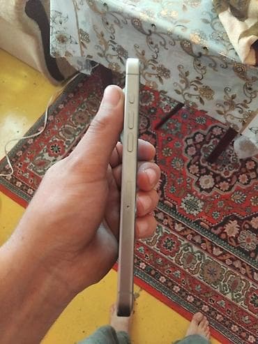 apple qulaqciq: IPhone 15 Pro Max, Gümüşü — 3