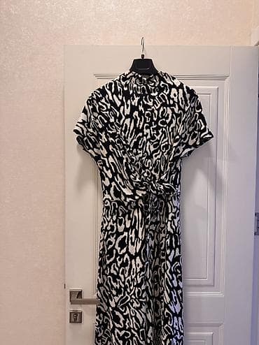 İngiltere Asos dan platya M L Xl ölçüye uyğundu. Teze kimidi 1 dəfə — 1