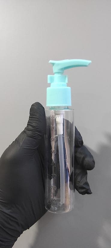 Şüşə görünümlü şəffaf plastik pompalı flakonlar - Həcm: təxminən 100