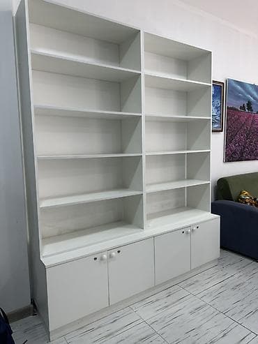 kitab skafi: Ağ rəngli iki bölməli kitablıq/dolap sistemi - Dizayn: Minimalist, ağ — 4