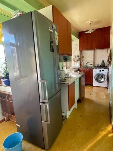 9 ci mikrorayon satilan evler: Bakı, 4 otaqlı, Köhnə tikili, m. Həzi Aslanov, 110 kv. m — 12