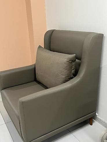 kreslo tek: Modern tərzli tək nəfərlik kreslo - Rəng: boz-qəhvəyi (taupe) ton - — 2