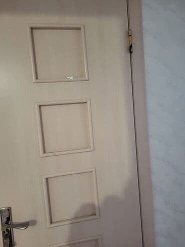 Tumbalar: 5 edet ela veziyyete qapilar . Satis qiymeti 1 ededi 30 azn — 1