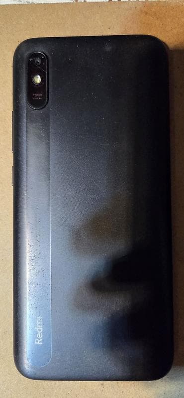 ayfon 6 pulus: Xiaomi 32 GB, rəng - Qara, 
 Qırıq — 2