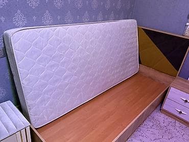 iwlenmiw carpayi: Oğlan və qız üçün, İşlənmiş, Çarpayı, Matras ilə, Siyirməsiz — 2