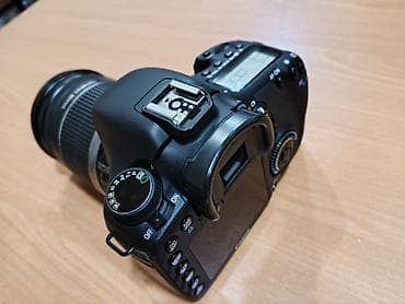7d: Canon EOS 7D + Canon EF-S 18-200 ISO. Tərtəmiz vəziyyətdədir. Shutter — 2