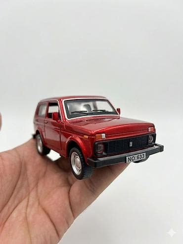 papaqlarin satisi: Metall oyuncaq avtomobil modeli – LADA Niva (VAZ 2121) miniatürü - — 2
