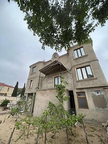 9 mikrorayon satilan evler: 9 otaq, 7 kv. m, Kredit yoxdur, Orta təmir — 4