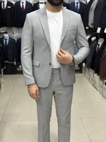 Kredit var. Kostyum almaq istəyən və ya kredit götürmək istəyirsizsə